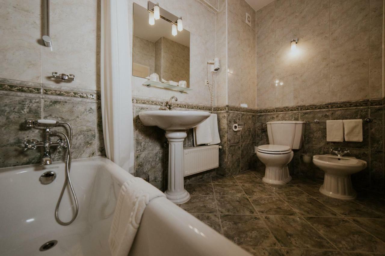 Hotel La Residenza Timişoara Extérieur photo