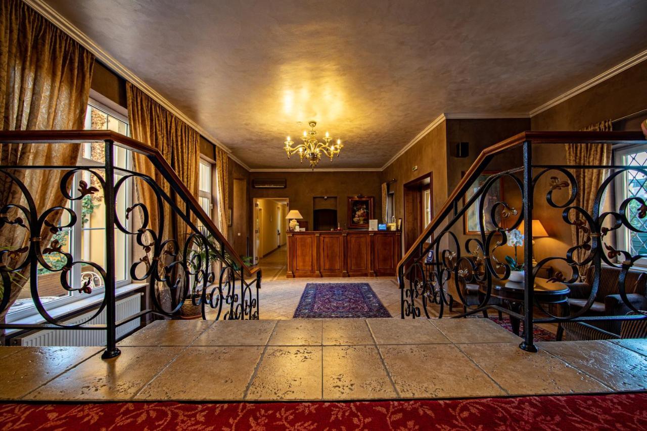 Hotel La Residenza Timişoara Extérieur photo