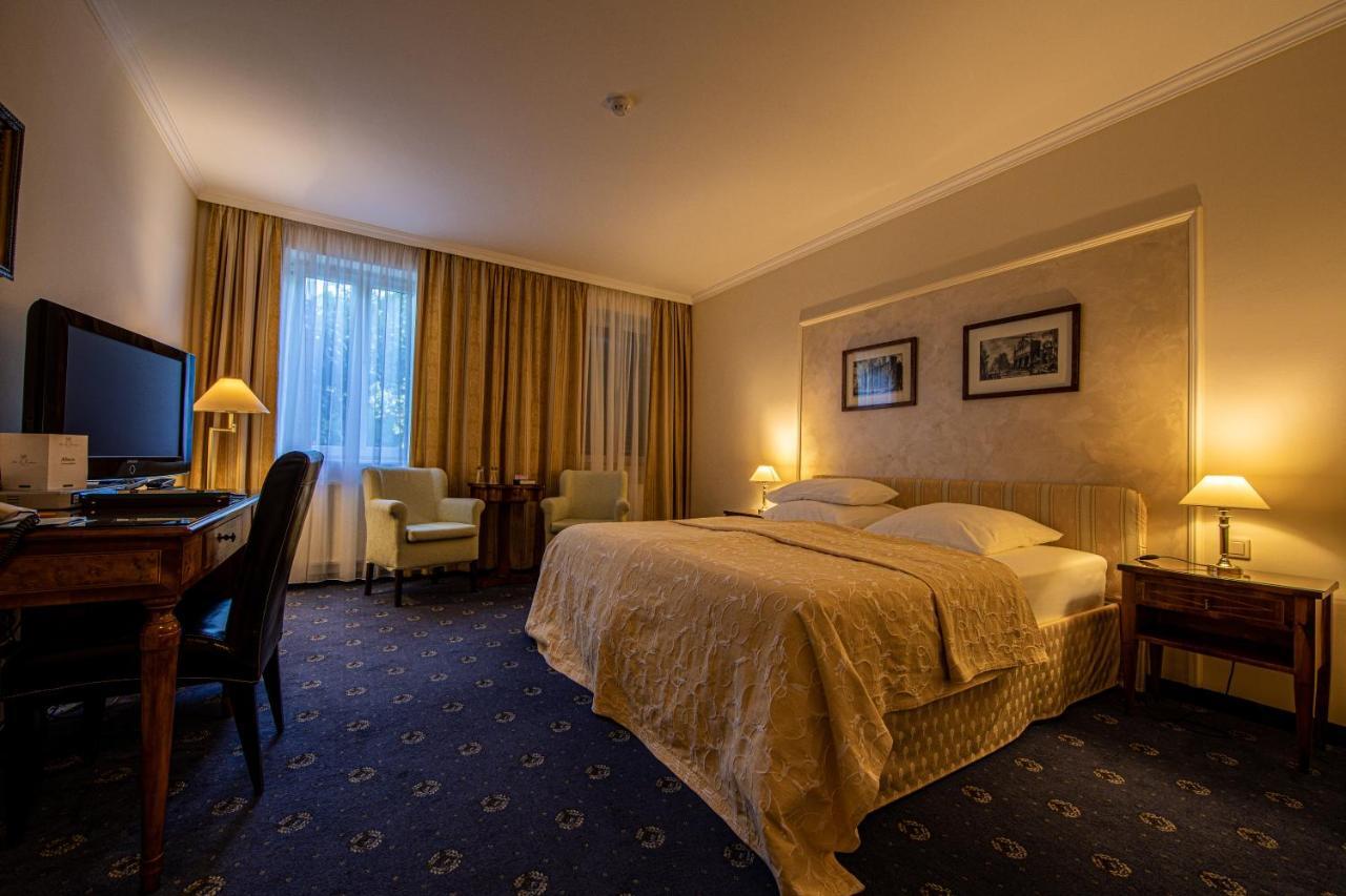 Hotel La Residenza Timişoara Extérieur photo