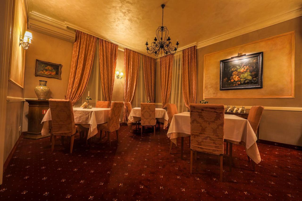 Hotel La Residenza Timişoara Extérieur photo